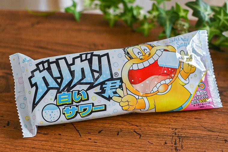 懐かしいあの味…!ガリガリ君「白いサワー」がリニューアルして登場【365日アイス女子】の画像