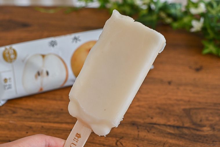 ローソン限定!旬の梨がぎゅっと詰まったアイス「日本のフルーツ長野県産幸水」の果汁感がたまらない【365日アイス女子】の画像