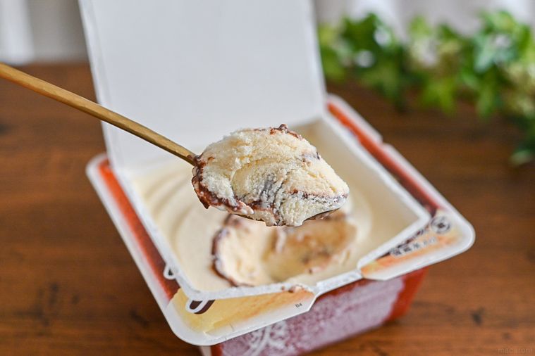くちどけが贅沢すぎる。「爽 生チョコinバニラ」は秋冬にぴったりの濃厚フレーバー【365日アイス女子】の画像