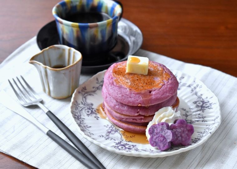 カルディの紫芋パンケーキミックスで作る!秋の簡単おうちスイーツの画像
