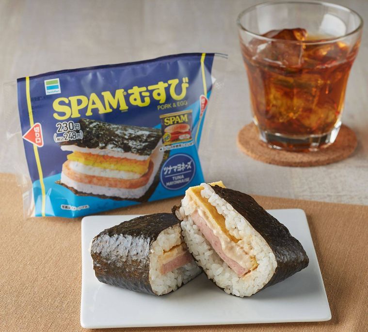 ファミマの「スパムむすび」が販売1ヶ月で400万個の売り上げ!ボリュームたっぷりで食べ応え抜群の画像