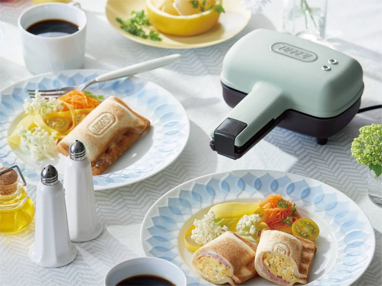 食べきりサイズが嬉しい。Toffyから「ハーフホットサンドメーカー」が発売中の画像