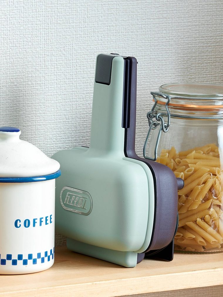 食べきりサイズが嬉しい。Toffyから「ハーフホットサンドメーカー」が発売中の画像