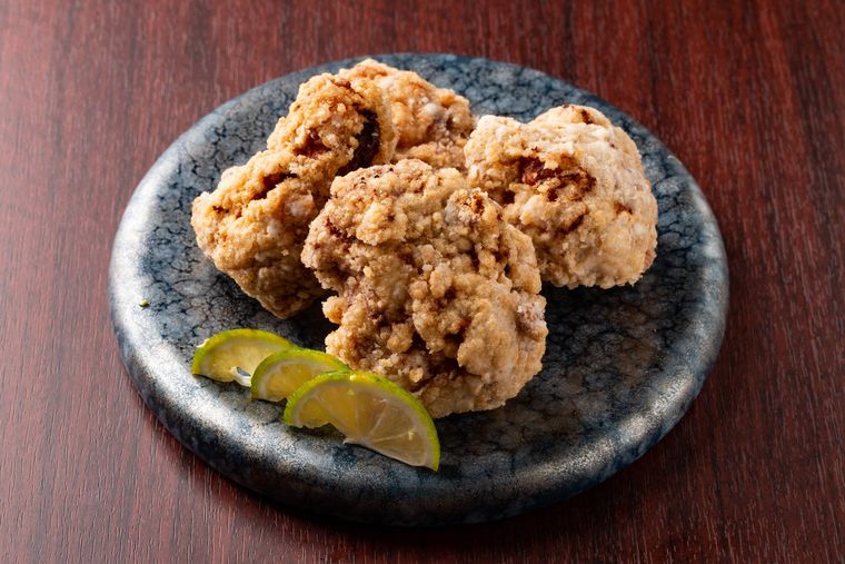 高級おでんを気軽に。「よかよか堂」が新宿にオープン!黒いポテサラや自然薯もの画像