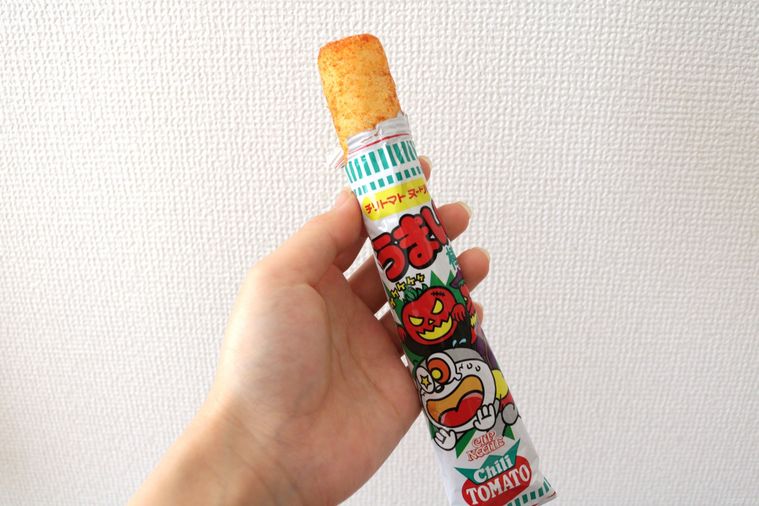 カップヌードル味のうまい棒8種を食べ比べ!1位に輝いたフレーバーは…の画像