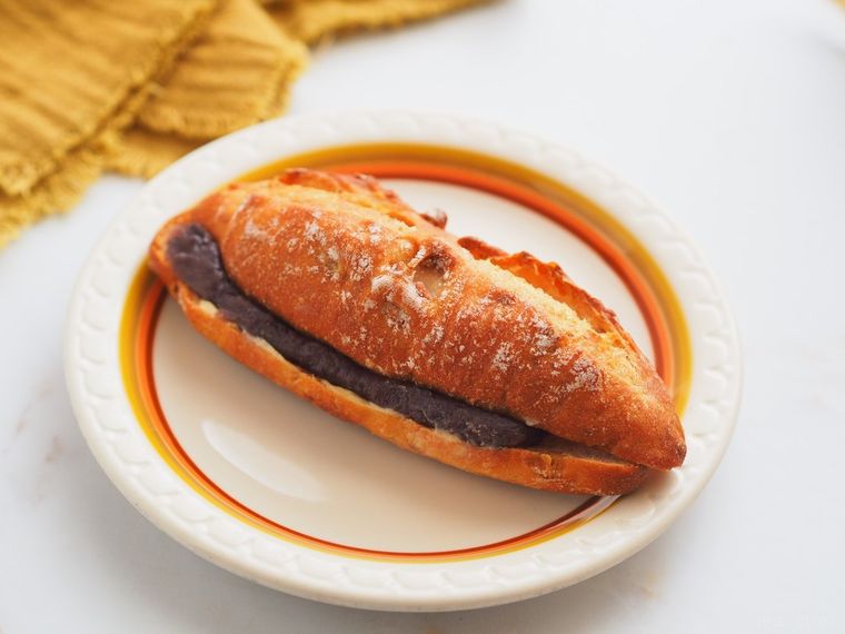 あんバター信者に吉報!ローソンの新作フランスパンがコンビニベーカリーの壁を越えたの画像