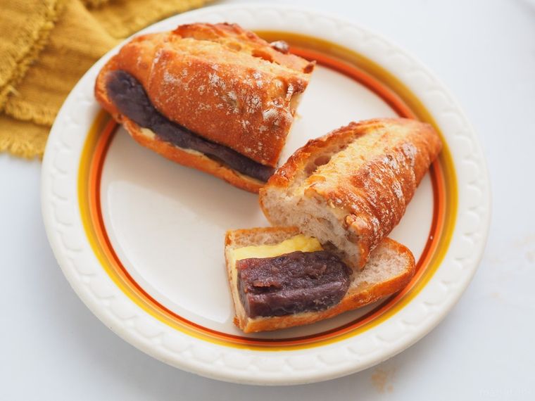あんバター信者に吉報!ローソンの新作フランスパンがコンビニベーカリーの壁を越えたの画像