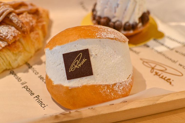 スタバベーカリー「プリンチ®」の新作を食べ比べ。マロン風味のマリトッツォに山脈ケーキまで!?の画像