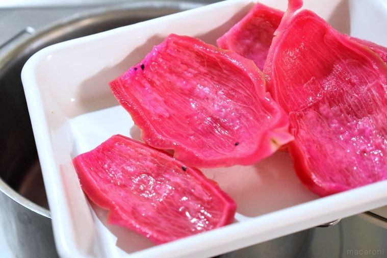 ドラゴンフルーツを茹でるとまぐろになるって本当!? SNSで噂の食べ方を検証の画像