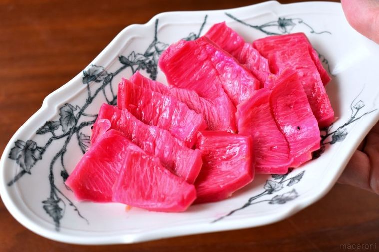 ドラゴンフルーツを茹でるとまぐろになるって本当!? SNSで噂の食べ方を検証の画像