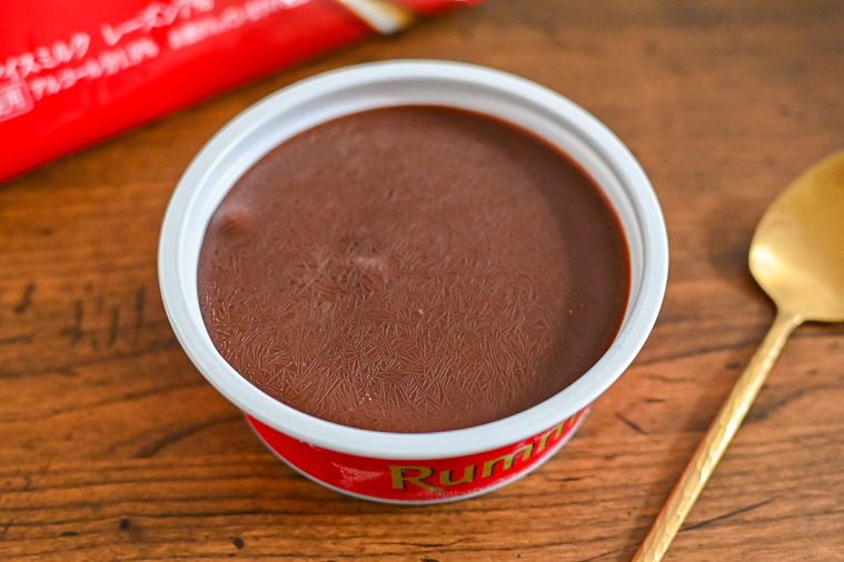 冬の定番「ラミーチョコアイス」が芳醇なラムの香りアップで登場!大人のための贅沢な味わい【365日アイス女子】の画像