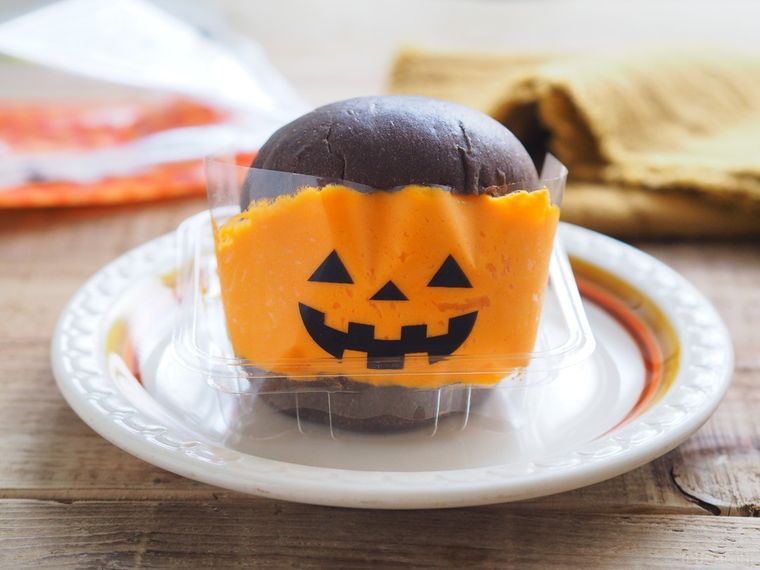 セブンにマリトッツォパンプキンが出た!カフェ顔負けのハロウィン仕様に拍手の画像