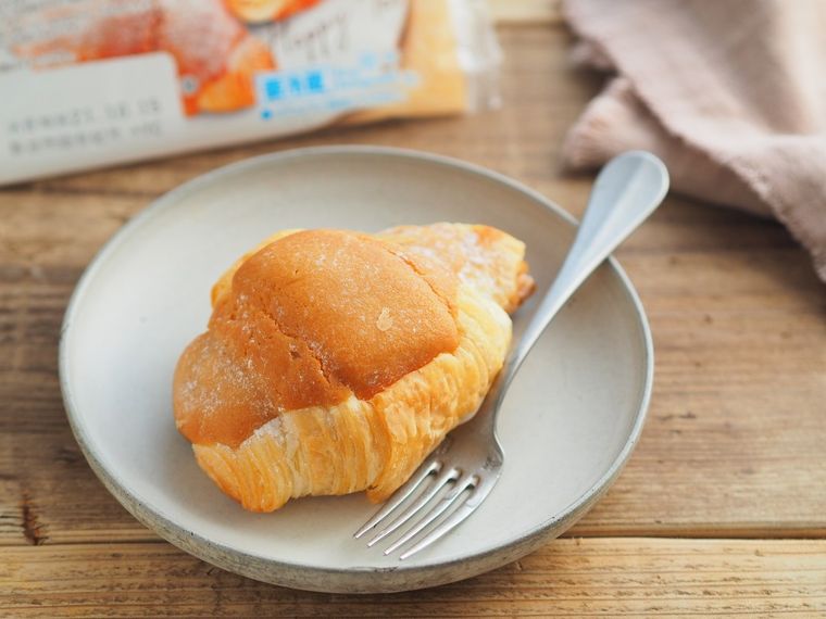 ファミマ「冷やして食べるクロワッサン」にキャラメル登場。焼きたてよりもおいしい!?の画像
