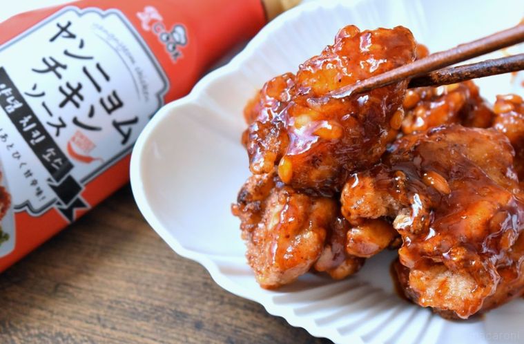 いつものから揚げが韓国グルメに変身!カルディ「ヤンニョムチキンソース」で速攻うま辛おかずの画像