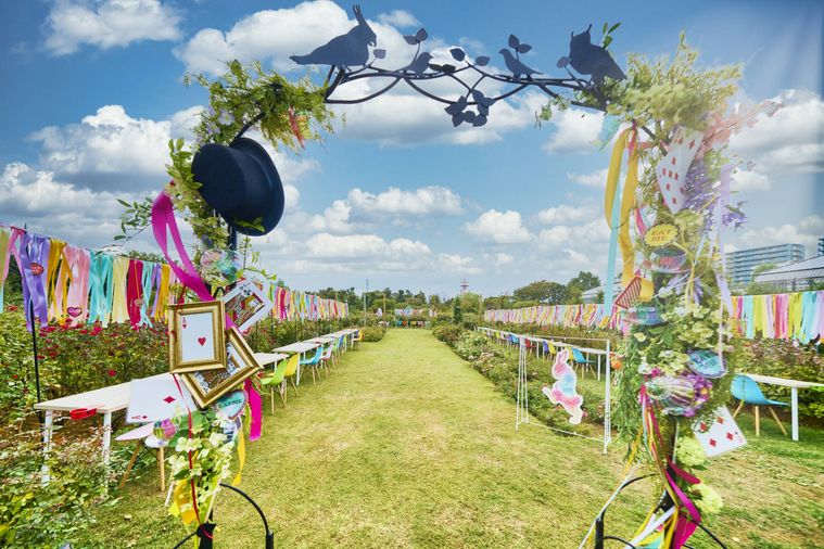 360度バラに囲まれる!千葉・京成バラ園で「オータム ローズ ガーデン パーティー」が開催の画像