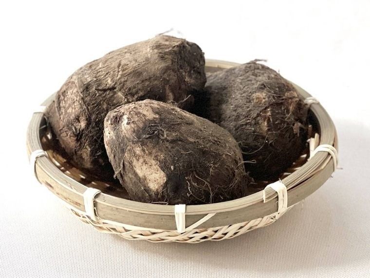 ザルに盛られた里芋