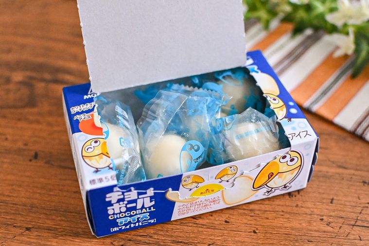ファミマだけで買えるチョコボールアイスの “ホワイトバニラ”。想像以上の食べ応え【365日アイス女子】の画像