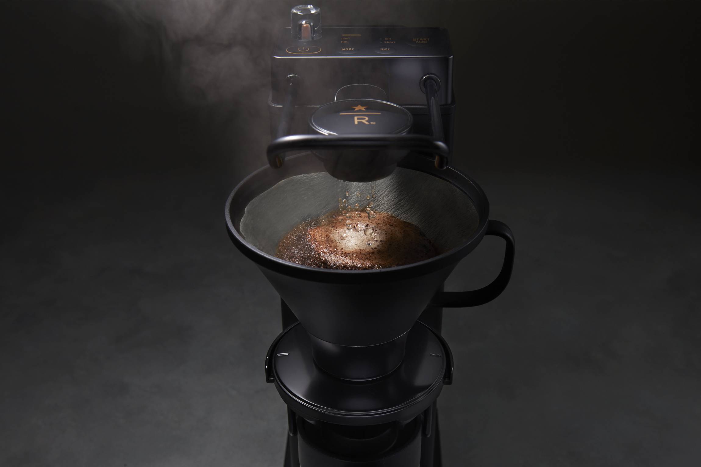 スターバックス×バルミューダのコーヒーメーカー登場。11月2日より予約 