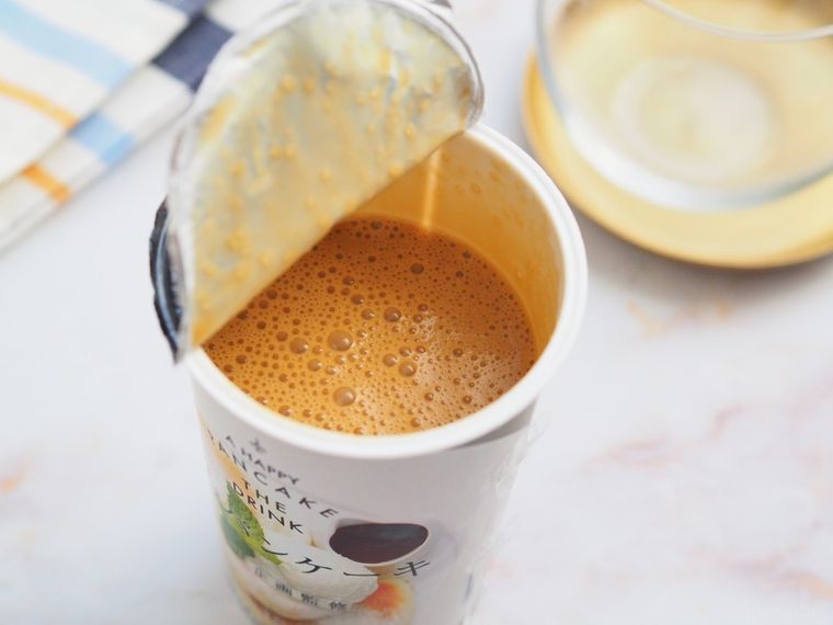 幸せのパンケーキ監修。ローソン「飲むパンケーキ」の味わいが意外すぎた…!の画像