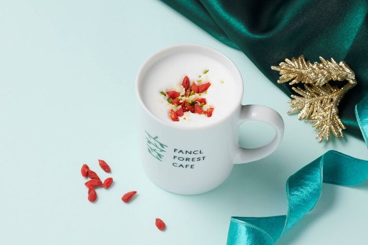 ファンケル銀座スクエアでクリスマスフェア「Heartfyl Christmas」が開催中の画像