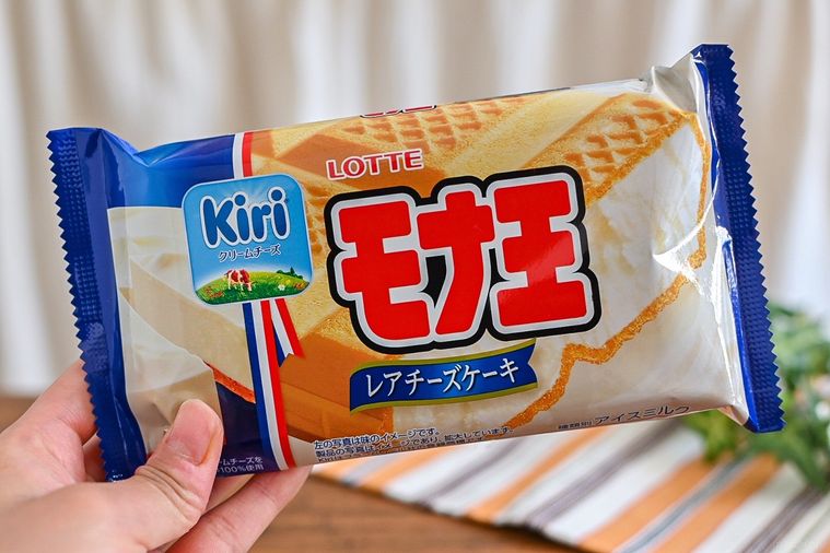 モナ王とキリクリームチーズがコラボ!かなりチーズが濃いコクたっぷりなフレーバー【365日アイス女子】の画像