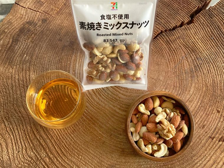 セブンイレブン 素焼きミックスナッツ