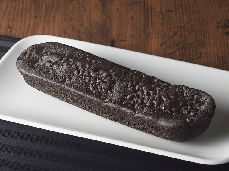 ミニストップで「ブラックフライデー」が開催中!黒にちなんだパンやラーメン、セール商品が登場の画像