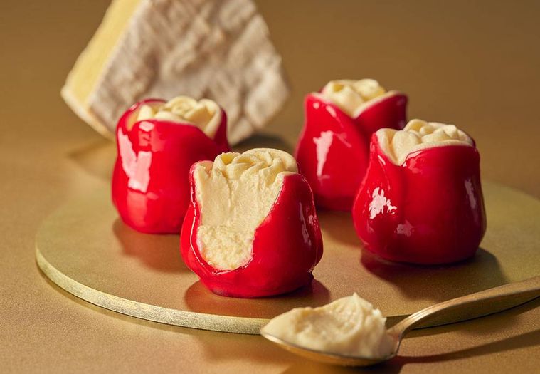 バラの形をしたチーズケーキチーズローズ・マリィ