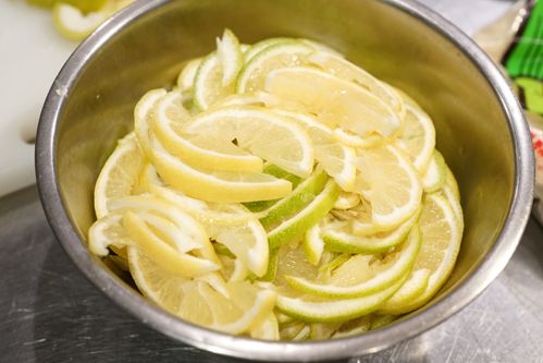 買うより安い 材料2つ 発酵レモンサワー 居酒屋直伝の作り方 Macaroni 買うより安い 材料2つ 発酵レモンサワー 居酒屋直伝の作り方 Macaroni