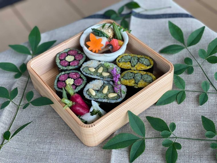 自然に還る木と土のおべんとう箱。「kiando」が数量限定で発売の画像