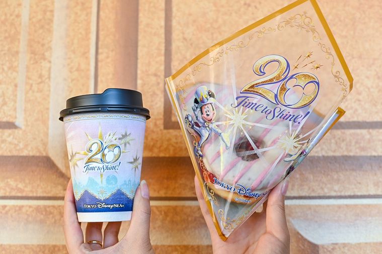 パーク初のミッキー型ドーナツや特製チュロスも!東京ディズニーシー®20周年「タイム・トゥ・シャイン!」の見所の画像
