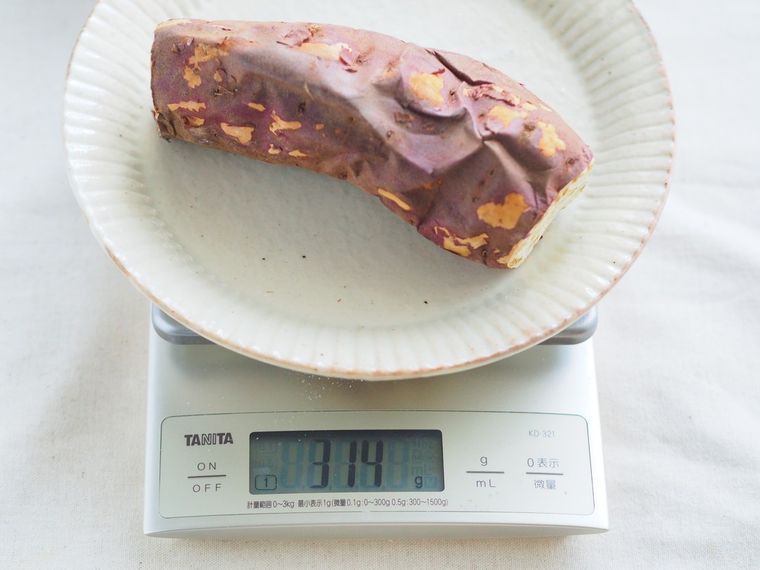 高コスパの焼き芋を買うならイトーヨーカドーが正解!? 300g超えなのにとにかく甘いの画像