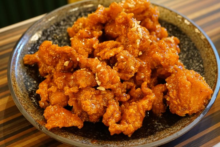 日本初「新大久保韓国横丁」が誕生!全10店のおすすめメニューと注文方法の画像