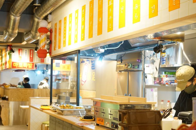 日本初「新大久保韓国横丁」が誕生!全10店のおすすめメニューと注文方法の画像