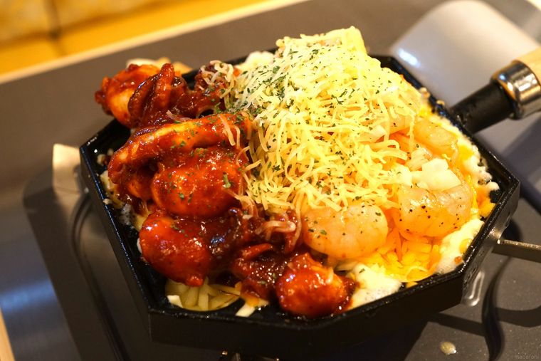 日本初「新大久保韓国横丁」が誕生!全10店のおすすめメニューと注文方法の画像