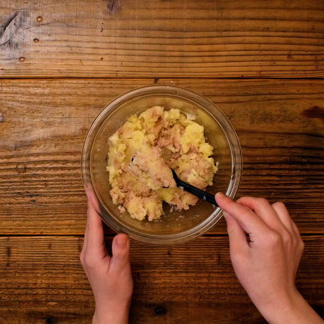 羽つき パリパリチーズのポテトツナ餃子 Macaroni