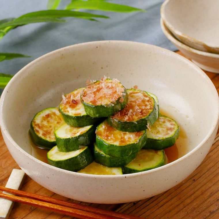 めんつゆで簡単ズッキーニの焼き浸し