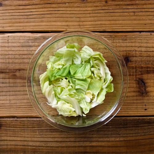 レンジで簡単 春キャベツのごま和え Macaroni