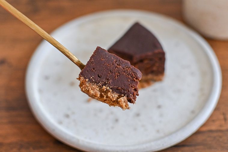 スタバのオンラインストア限定「STARBUCKS®チョコレートケーキ」を実食!の画像