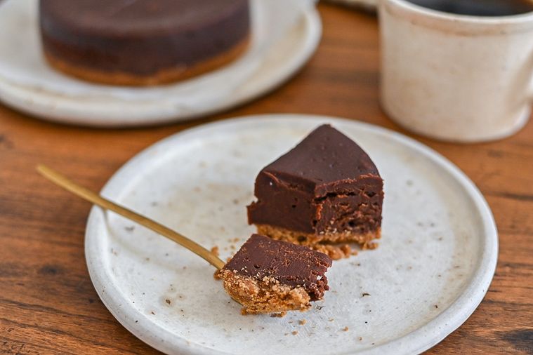 スターバックスのSTARBUCKS®チョコレートケーキとコーヒー