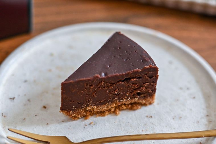 スタバのオンラインストア限定「STARBUCKS®チョコレートケーキ」を実食!の画像