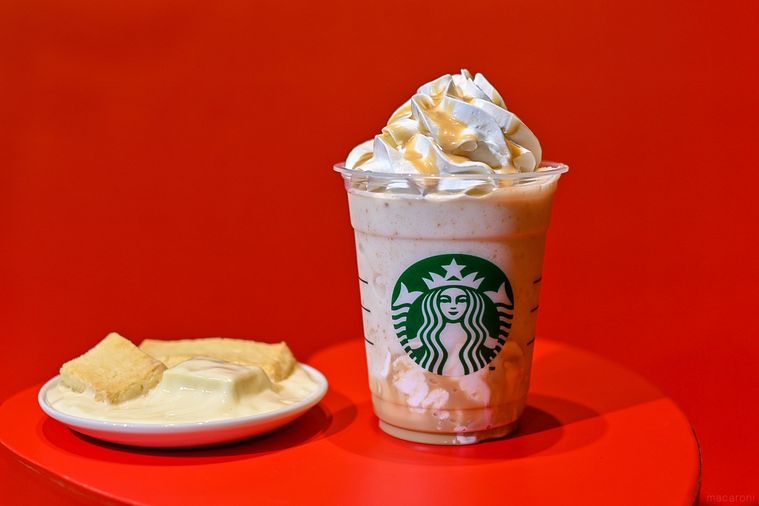 焼きホワイトチョコがずるい!スタバ新作フラペチーノ®は生ホワイトチョコレートが主役の画像