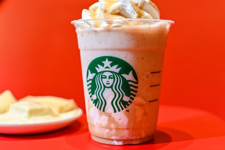 焼きホワイトチョコがずるい!スタバ新作フラペチーノ®は生ホワイトチョコレートが主役の画像