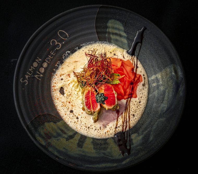一匹まるごと使用!サーモンラーメン専門店「サーモンヌードル3.0」が神楽坂にオープンの画像