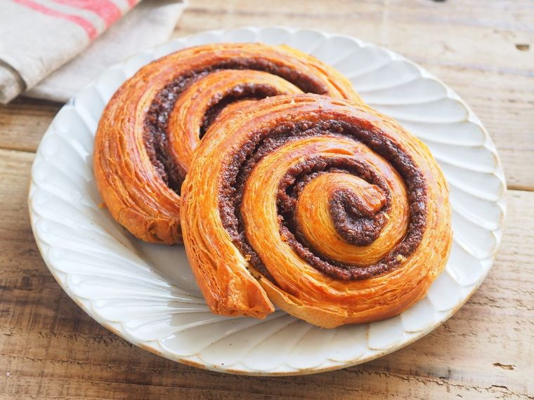 コスパ最高!成城石井「シナモンロール」はリベイクで焼きたてを完全再現の画像