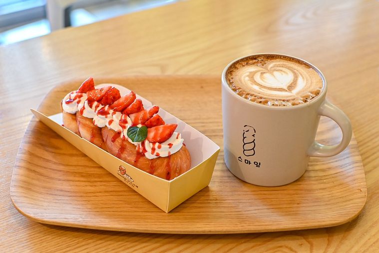 韓国スイーツパン「クァベギ」とは?新大久保「スマイルカフェ」のおすすめメニューTOP8の画像