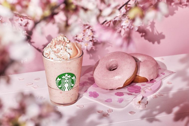 スタバ新作はさくら×ストロベリーのフラペチーノ®。白玉入りでもちもち食感、グッズも続々登場の画像