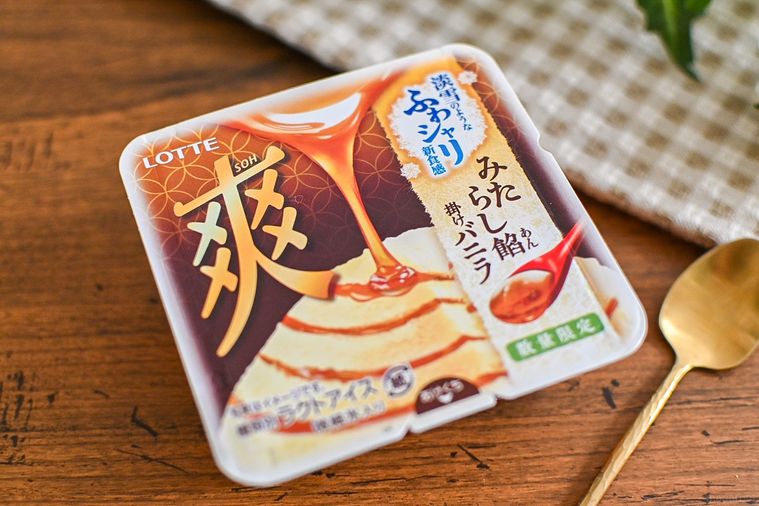 爽新作はみたらしたっぷり和フレーバー。とろり濃厚なたれがバニラに絡む甘じょっぱい味わい【365日アイス女子】の画像