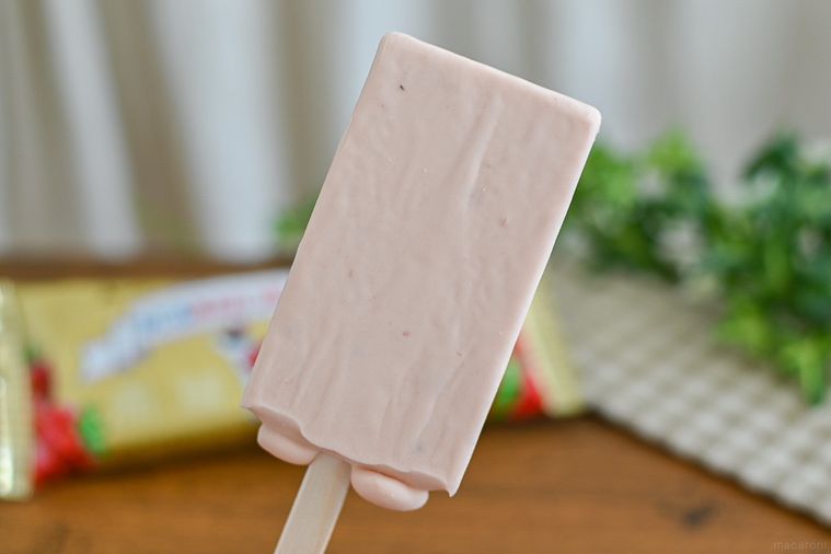 伝説かじるバターアイスに初の苺味!禁断のあまおうフレーバーを最速レポ【365日アイス女子】の画像