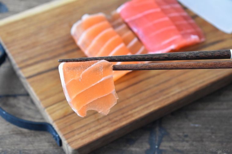 本物の刺身みたい!? 次世代フード「まるで魚」に頭が混乱する人続出の画像
